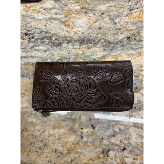 Patricia Nash prassa mushroom Bark Leaves Textured Wallet