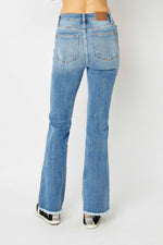 Judy Blue Frayed Hem HR Bootcut Jeans