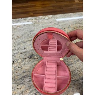 Old trend leather peach Round Coral Jewelry Case with Gold Stud