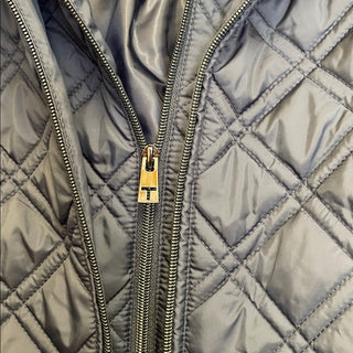 Tahari Navy Quilted Hooded Jacket lightweight