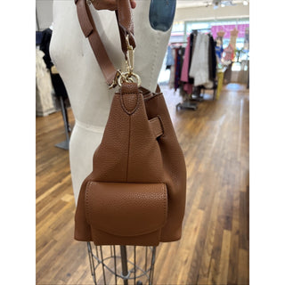 on 34th ansleyy bucket bag Top Handle Crossbody Bag Brown