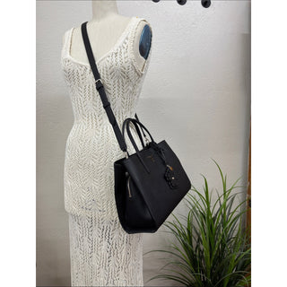 Guess lucci medium girlfriend Satchel black with Floral Charm