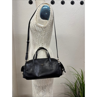 GUESS Barrel Satchel bag black light weight