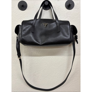 GUESS Barrel Satchel bag black light weight