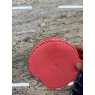Old trend leather peach Round Coral Jewelry Case with Gold Stud