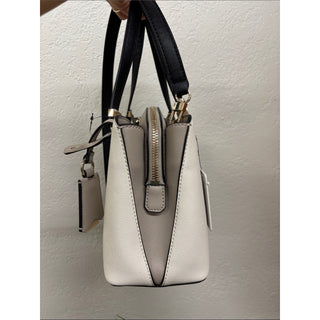 GUESS lyndi small girlfriend satchel bag cream beige
